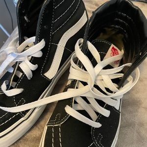 Black high top vans